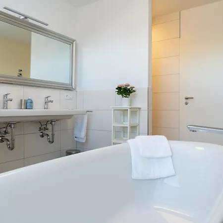 Haffhaeuser Am Stettiner Haff Haus 1 We 5 Golf Special Buchbar Apartment